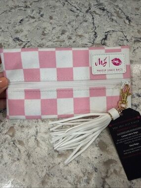 Makeup Junkie NWT Pink Checkered